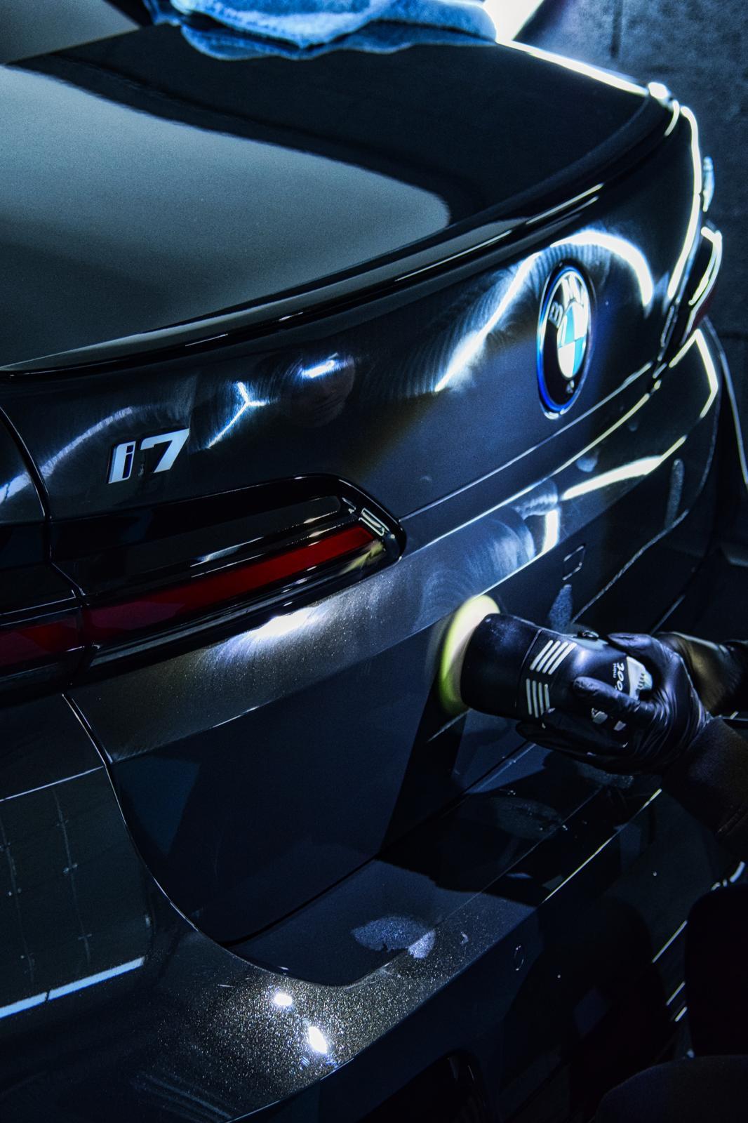 Lustrage brilance BMW